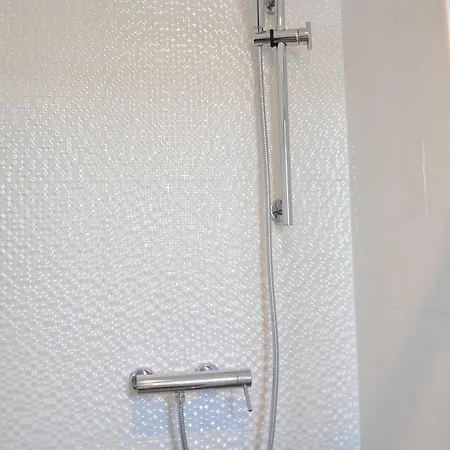 Cosy In The Center * Split